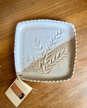Load image into Gallery viewer, Missions Pottery Square Soap Dish - Natural