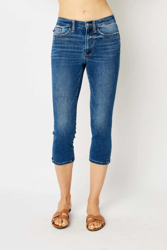 Judy Blue Mid Rise Side Slit Capri Jean