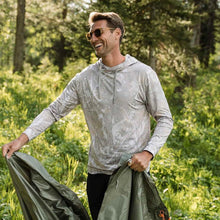 Load image into Gallery viewer, Burlebo Performance Hoodie - Drifter Camo
