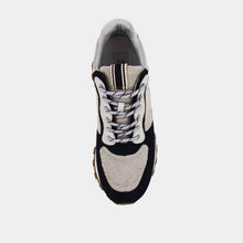 Load image into Gallery viewer, Shu Shop Phoebe Sneakers - Black