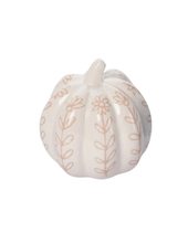 Load image into Gallery viewer, Mini Fall Folk Pumpkin Figurines