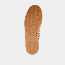 Load image into Gallery viewer, Shu Shop Stevie Sneakers - Metallics