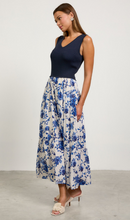 Load image into Gallery viewer, Daydream Duo Floral Dress - Blue