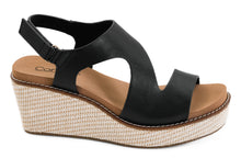 Load image into Gallery viewer, Corky's Steppin' Out Wedge - Black