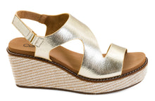 Load image into Gallery viewer, Corky's Steppin' Out Wedge - Gold