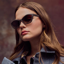 Load image into Gallery viewer, Goodr Sunglasses - DECO G