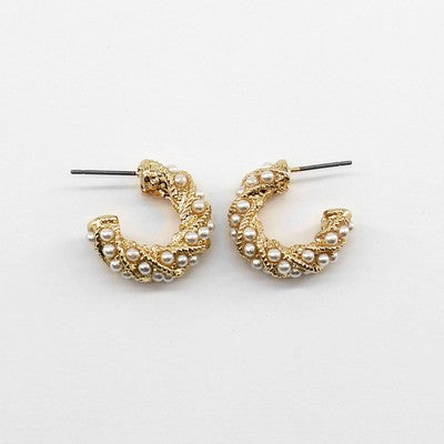 Meghan Browne War Earring - Gold Pearl