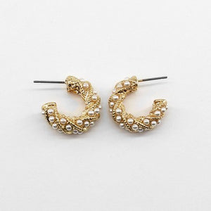 Meghan Browne War Earring - Gold Pearl