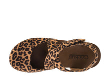 Load image into Gallery viewer, Corky’s Whats The Rush - Leopard