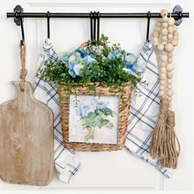 Load image into Gallery viewer, RTC Wicker Display Basket