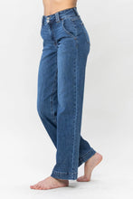 Load image into Gallery viewer, Judy Blue HW Double Button Wide Leg Jean (Regular/Curvy)