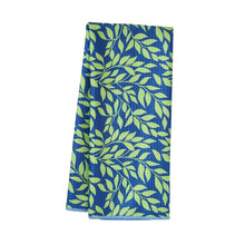 Load image into Gallery viewer, Anywhere Towel - Reversible - Hydrangea Garden
