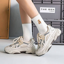 Load image into Gallery viewer, Brown Bear Embroidery Cotton Crew Socks - Beige
