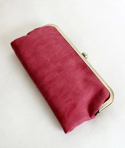 Karen Kiss Lock Clutch - Red