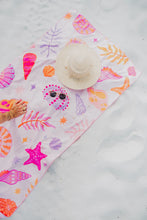 Load image into Gallery viewer, Beach Shells Quick Dry Towel