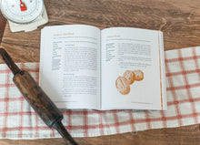 Load image into Gallery viewer, The Homestead Sourdough Cookbook: Paperback / English