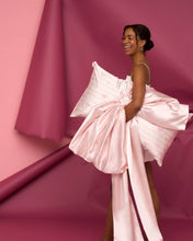 Load image into Gallery viewer, Kitsch Satin Pillowcase King - Striped Bows