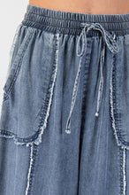 Load image into Gallery viewer, Rhiana Denim Pants - Washed Denim