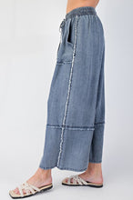Load image into Gallery viewer, Rhiana Denim Pants - Washed Denim