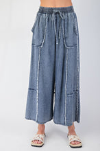 Load image into Gallery viewer, Rhiana Denim Pants - Washed Denim