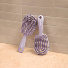 Load image into Gallery viewer, Kitsch Mini Soft Violet Detangling Flexi Brush