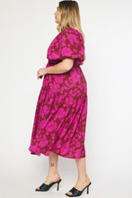 Load image into Gallery viewer, Gia Floral Midi Dress *Curvy*