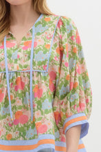 Load image into Gallery viewer, Rosalie Floral Top *Regular &amp; Curvy*