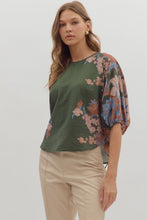 Load image into Gallery viewer, Jenny Botanical Print Top - Olive