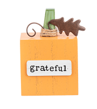 Load image into Gallery viewer, Harvest Pumpkin Table Sitters