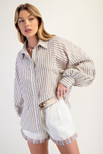 Load image into Gallery viewer, Basic Stripe Button Down