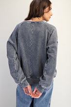 Load image into Gallery viewer, Star Patched Pullover - Ash