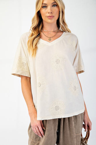 Ella Embroidered Floral Top - Ecru *Curvy*