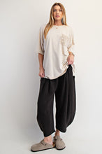 Load image into Gallery viewer, Kaelyn Crochet Pocket Tee - Light Khaki