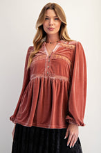 Load image into Gallery viewer, Lacey Velvet Top - Rose Gold