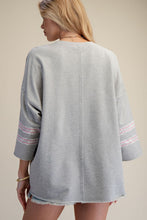 Load image into Gallery viewer, FAITH Patch Front Top by Easel - Heather Gray