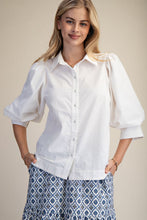 Load image into Gallery viewer, Amelia Button Up Top - White