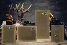 Load image into Gallery viewer, Buck Vintage Tan Leather Magnetic Front Pocket Wallet