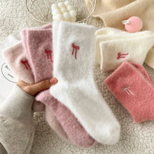 Load image into Gallery viewer, Plush Bow Socks - Light Pink