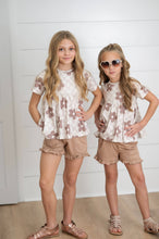 Load image into Gallery viewer, Kids Daisy Tan Ruffle Short Set