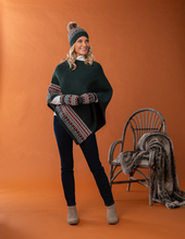 Load image into Gallery viewer, Ganz Holiday Knit Poncho