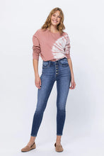 Load image into Gallery viewer, Judy Blue Hi Rise Button Fly Skinny Jean