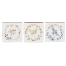 Load image into Gallery viewer, Spring Cottage Wooden Shelf Sitters