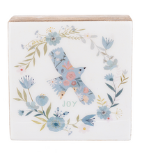 Load image into Gallery viewer, Spring Cottage Wooden Shelf Sitters