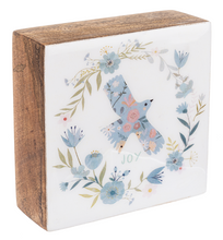 Load image into Gallery viewer, Spring Cottage Wooden Shelf Sitters