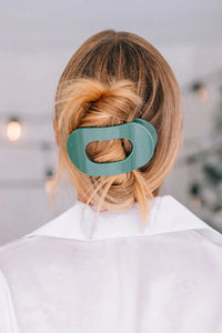 Large Teleties Flat Round Hair Clip - Mistletoe