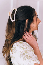 Load image into Gallery viewer, Medium Teleties Open Hair Clip - Almond Beige