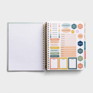 His Glory Fills the World: 2025-2026 18-Month Premium Devotional Planner