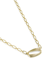 Load image into Gallery viewer, Kendra Scott Kira Short Pendant Necklace in Gold