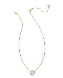 Kendra Scott Brynne Gold Shell Pendant Necklace in Ivory Mother of Pearl
