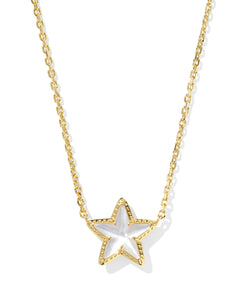 Kendra Scott Cassidy Gold Short Pendant Necklace in Ivory Mother of Pearl